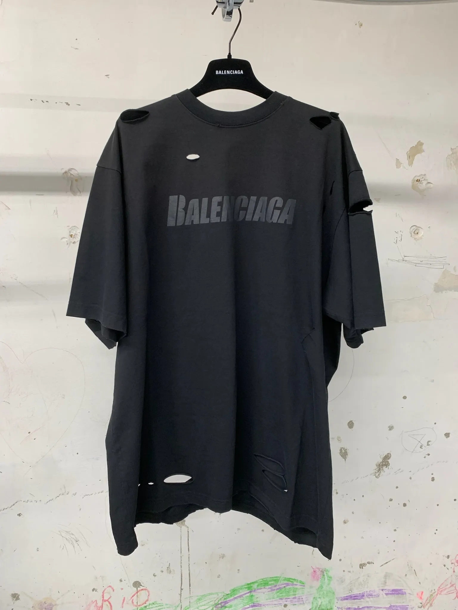 BALENCIAGA  |BALENCIAGA CAPS DESTROYED Oversized T-shirt