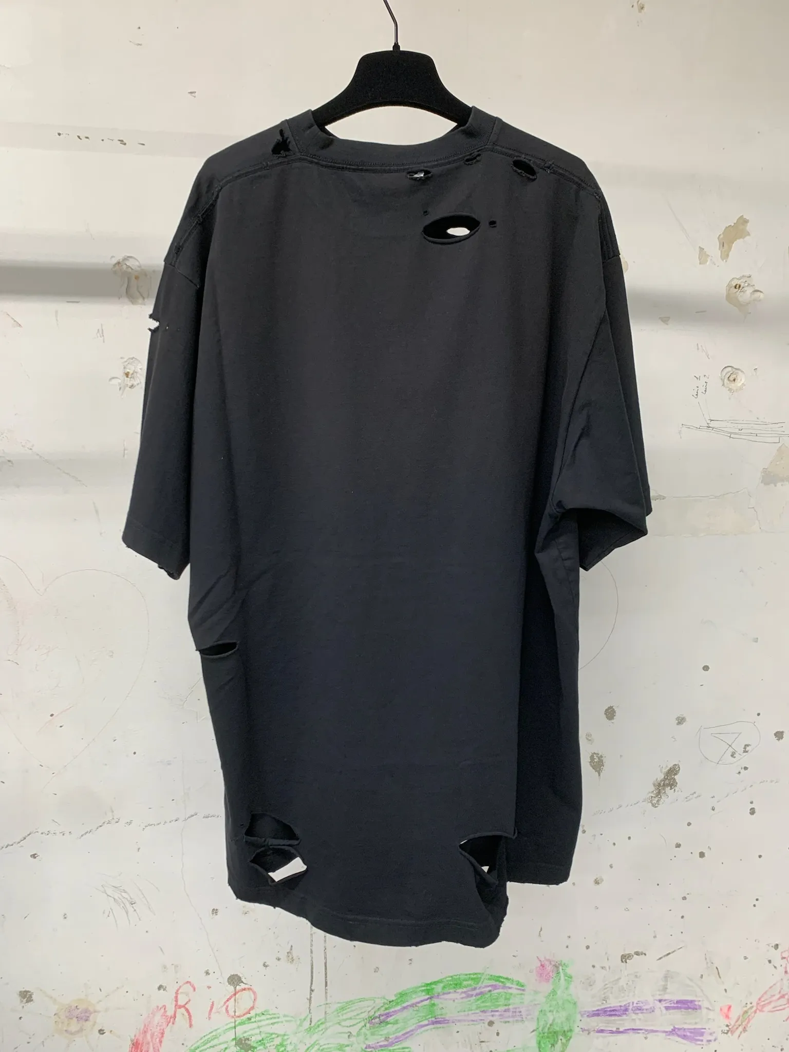 BALENCIAGA  |BALENCIAGA CAPS DESTROYED Oversized T-shirt