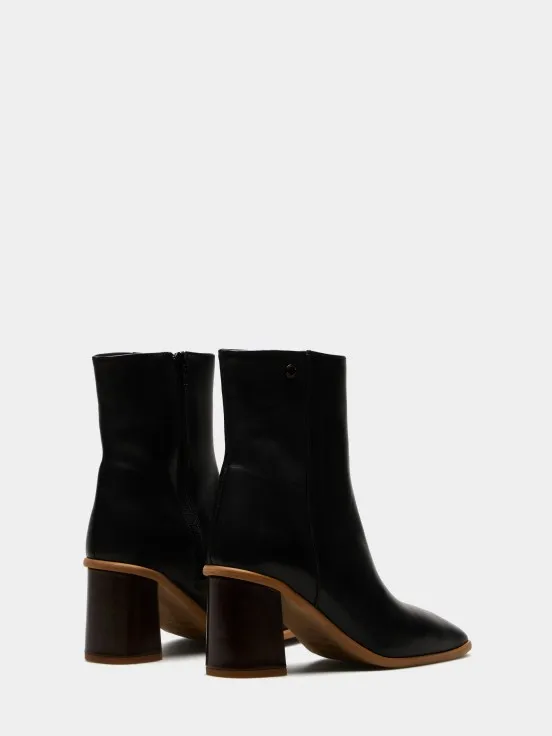 Black ankle boots with heel