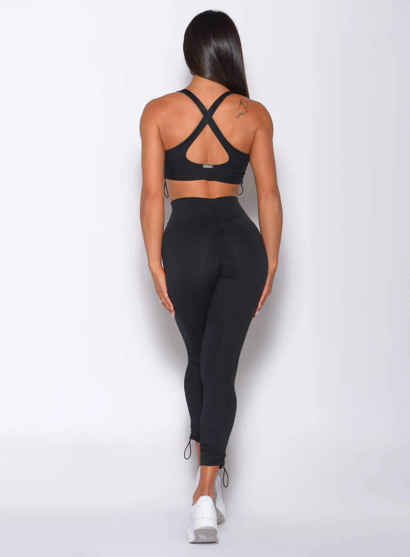 Contour Toggle Leggings