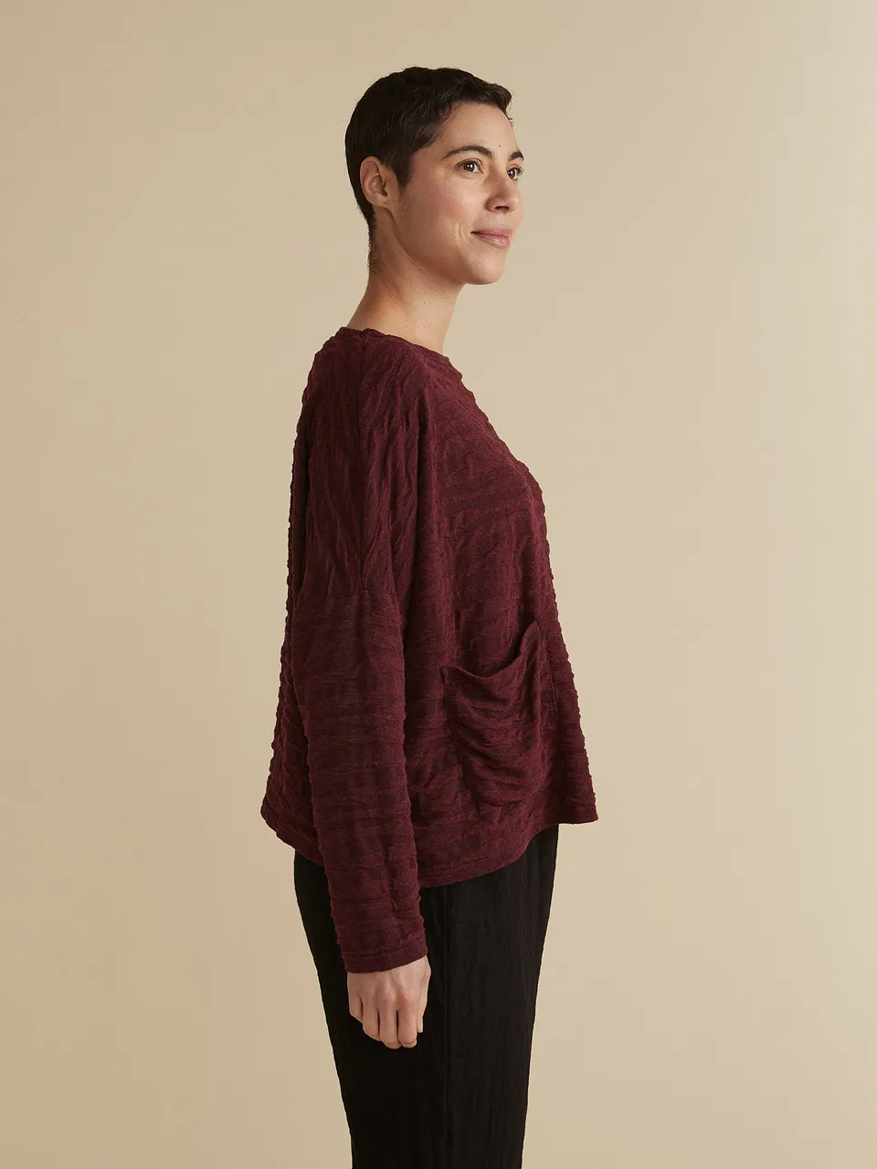 Cut Loose Texture Char Knit OS Pocket Pullover