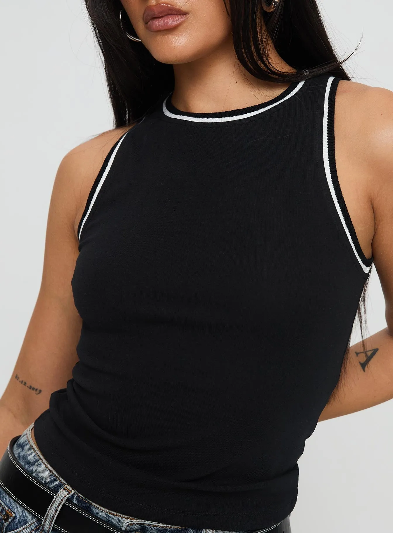 Dazzling Tank Top Black