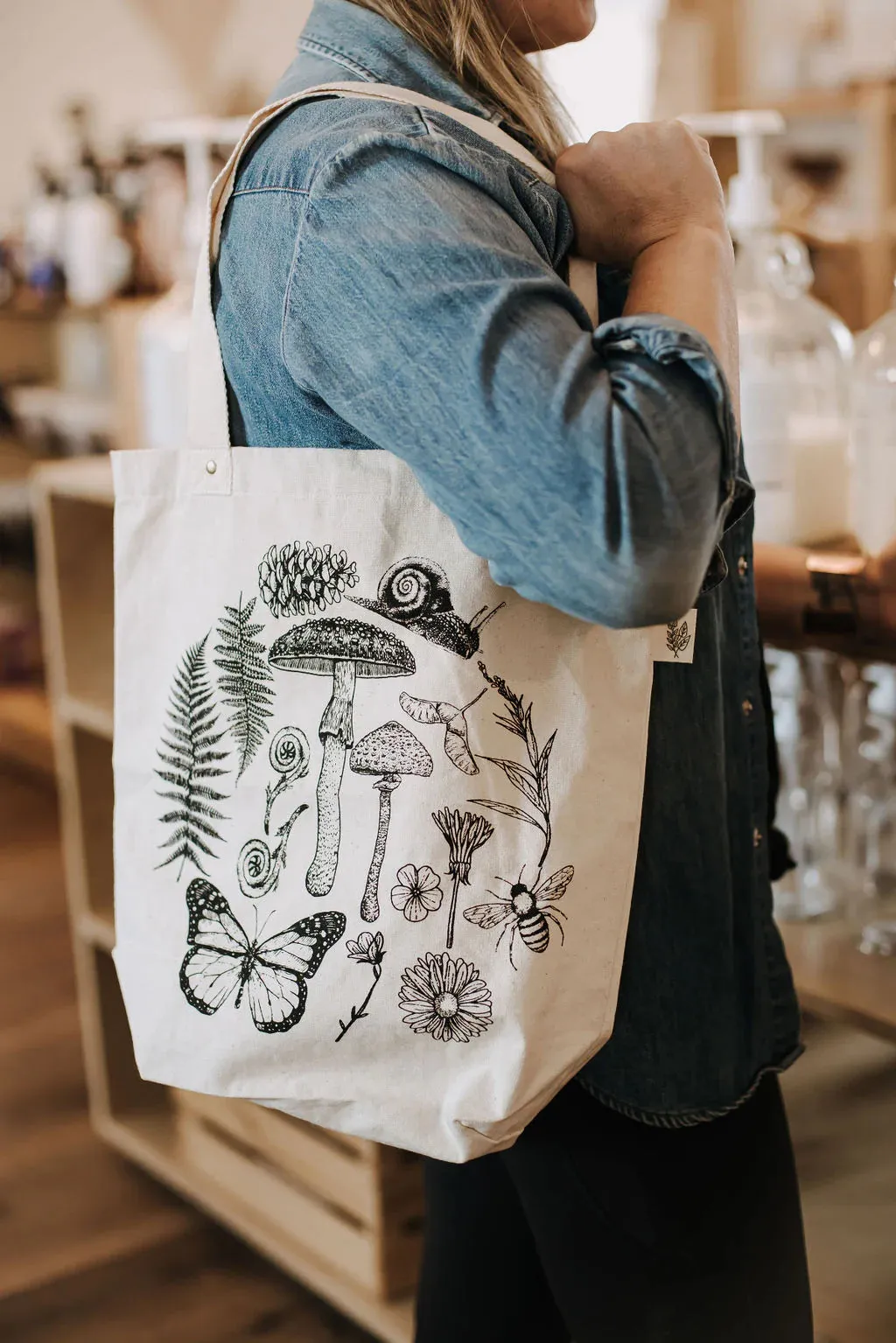 FORAGE TOTE BAG