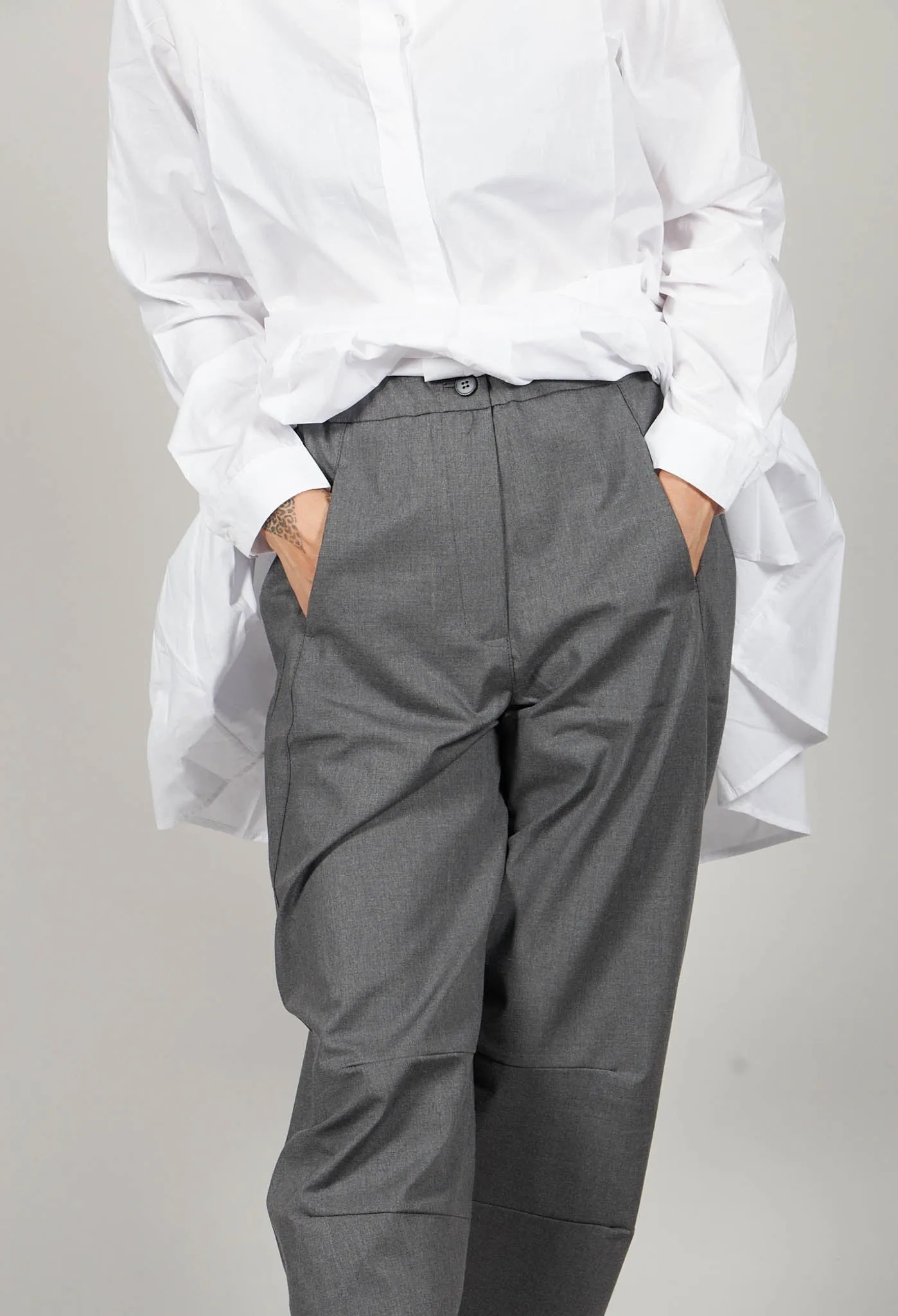 Rolled up Capri Trouser in Dusty Grey